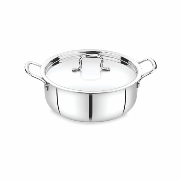 Triply Shallow casserole with lid - cook and serve